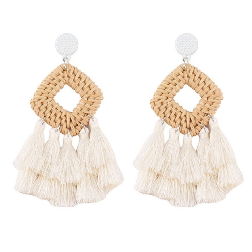 New Wooden Rattan Geometric Tassel Earrings - Picture 8 of 8